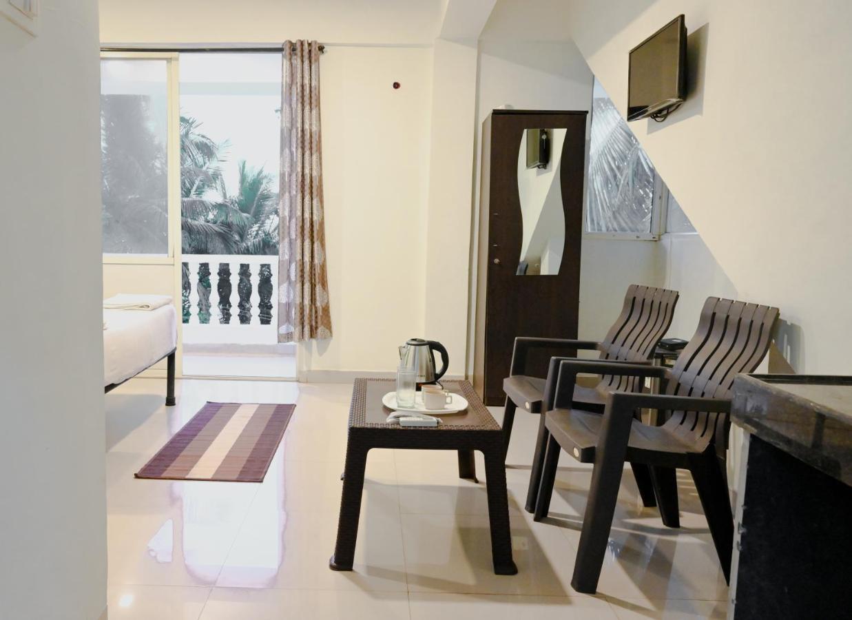 Guest house 7wonders By Sea Wave Morjim
