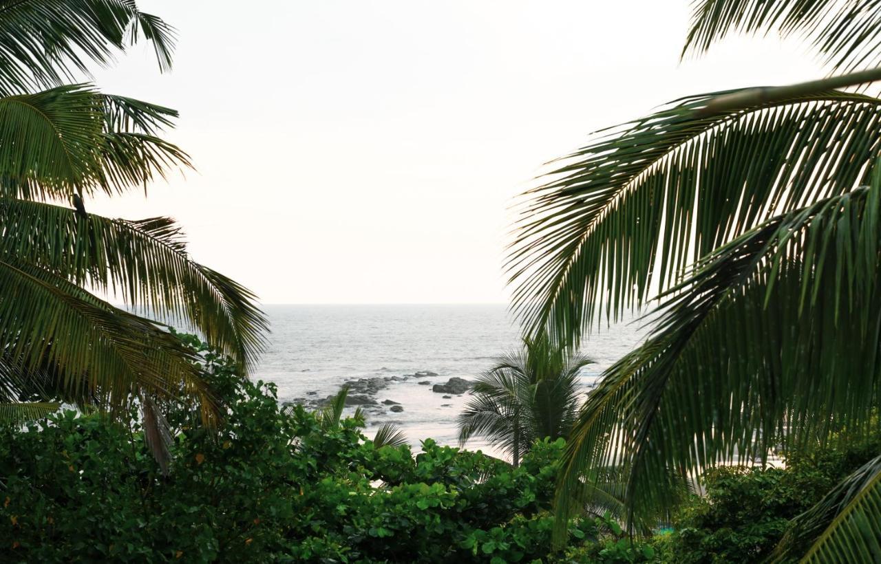 7wonders By Sea Wave Guest house Morjim
